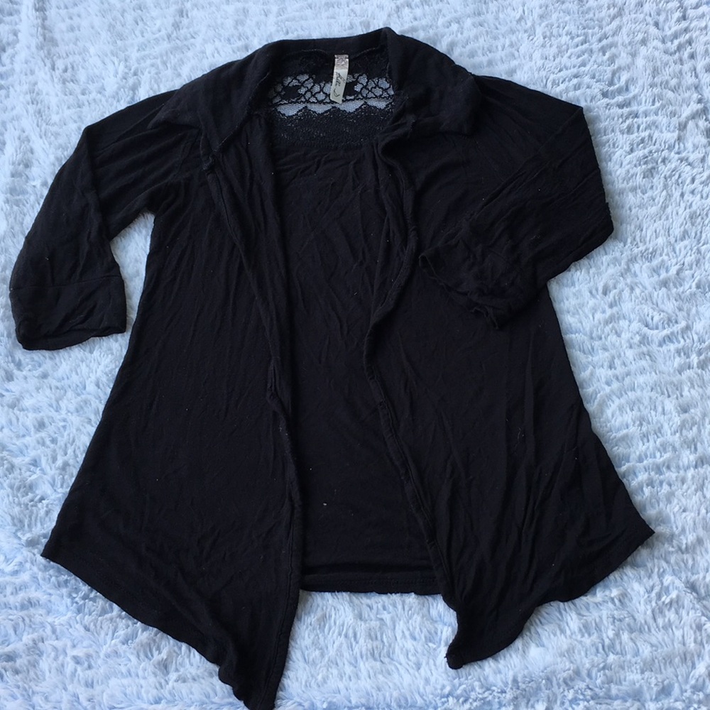 SOLD 🔴 Bella D. | Black Cardigan with Lace - Picture 2 of 8
